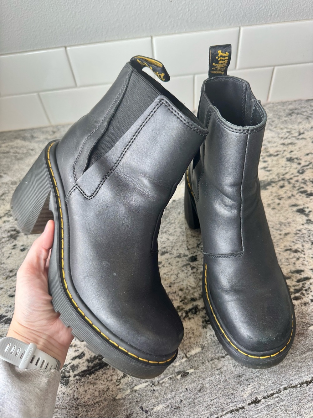 Dr. Martens Spence Flared Heel Chelsea boots. US 8. VGUC.